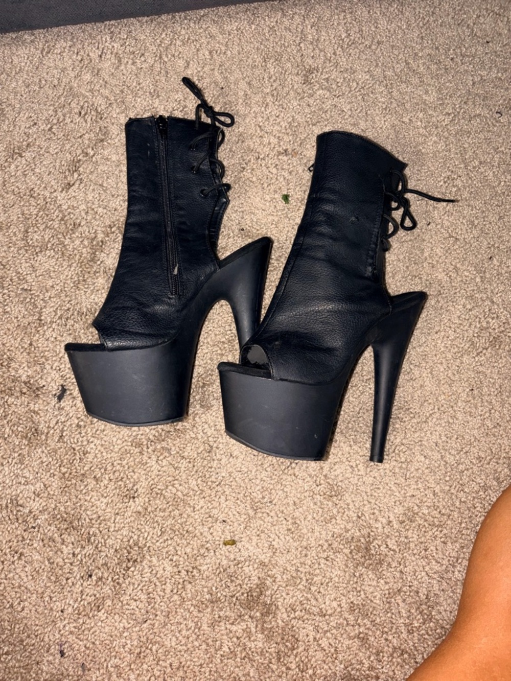 Pleaser Black Open-Toe Platform Ankle Booties - Picture 3 of 3